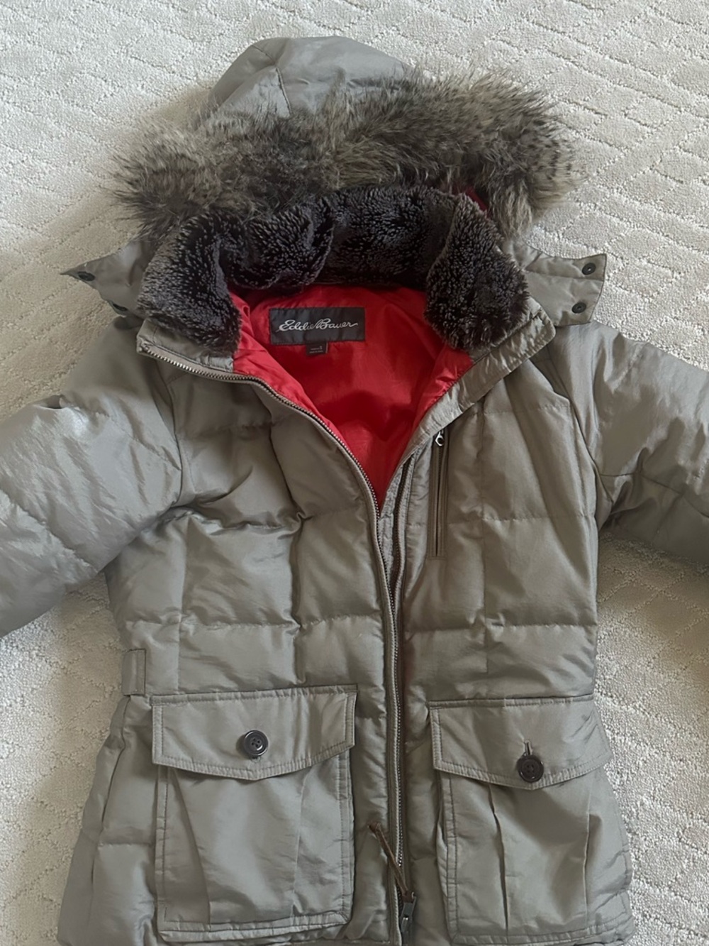 Eddie Bauer womens or girls Gray Puffer Jacket with Faux-Fur Trim - Red Lining.